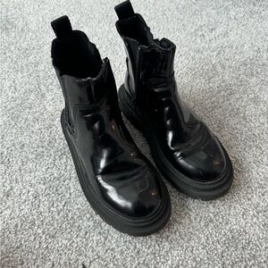 Girls black Zara boots